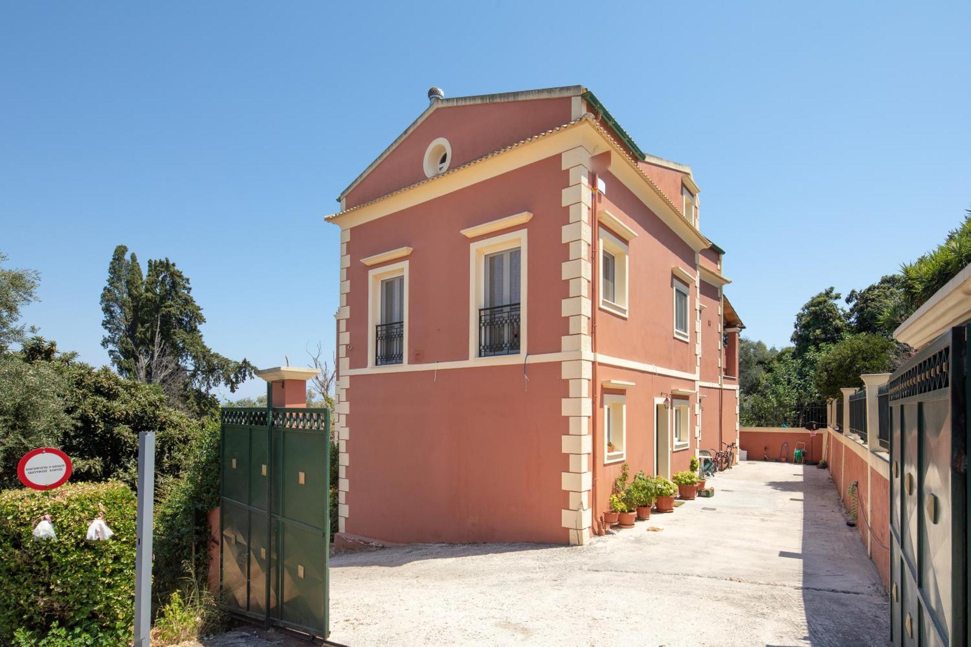 Corfu 2 Holiday home *